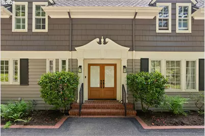 5000 SW Hewett Blvd, Portland, OR 97221 - Photo 2