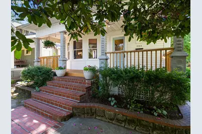 3144 NE Everett St, Portland, OR 97232 - Photo 4