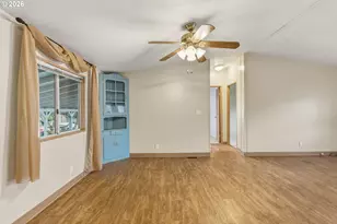 116 Blue Heron Dr, Longview, WA 98632 - Photo 8