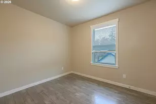3705 SE 107th Ave, Portland, OR 97266 - Photo 20