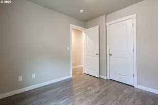 3705 SE 107th Ave, Portland, OR 97266 - Photo 24