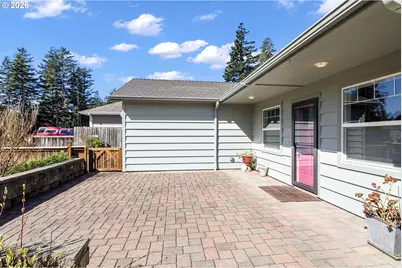 1155 12th Ct SE, Bandon, OR 97411 - Photo 2