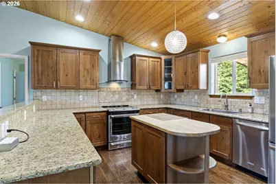 1155 12th Ct SE, Bandon, OR 97411 - Photo 10