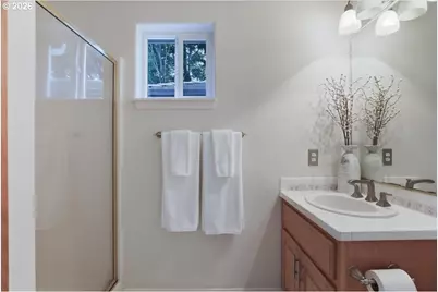 9623 NE Oak View Dr, Vancouver, WA 98662 - Photo 36
