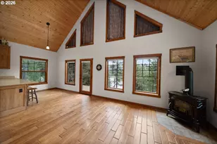18144 NE Hamilton Butte Dr, Prineville, OR 97754 - Photo 12