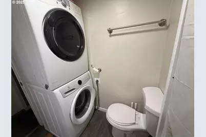 3817 W 10th St, The Dalles, OR 97058 - Photo 4