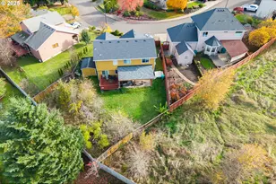 4235 SE Anderegg Loop, Portland, OR 97236 - Photo 36