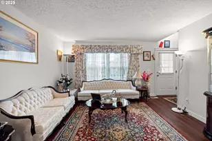 4235 SE Anderegg Loop, Portland, OR 97236 - Photo 6