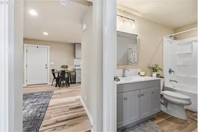 481 N D St, Lowell, OR 97452 - Photo 16