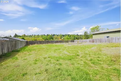 481 N D St, Lowell, OR 97452 - Photo 18