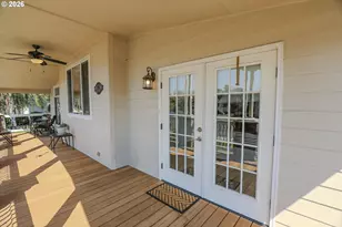 136 Jacob Hale Way, Roseburg, OR 97471 - Photo 8