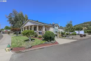 136 Jacob Hale Way, Roseburg, OR 97471 - Photo 48