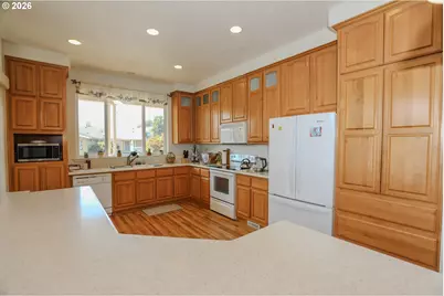 136 Jacob Hale Way, Roseburg, OR 97471 - Photo 22