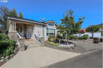 136 Jacob Hale Way, Roseburg, OR 97471 - Photo 4