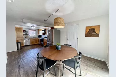 3851 Edgewood Dr, North Bend, OR 97459 - Photo 10