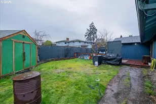 701 SE Juniper Ave, Dallas, OR 97338 - Photo 38