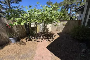 2013 Royal Saint George Dr, Florence, OR 97439 - Photo 34