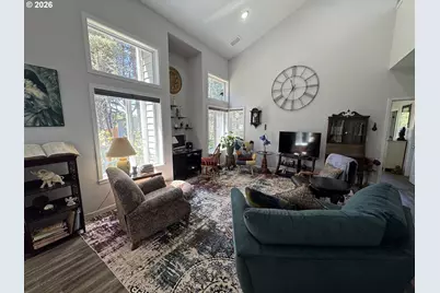 2013 Royal Saint George Dr, Florence, OR 97439 - Photo 4