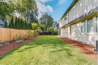 210 Northshore Rd, Lake Oswego, OR 97034 - Photo 34