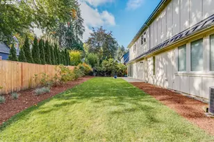 210 Northshore Rd, Lake Oswego, OR 97034 - Photo 34
