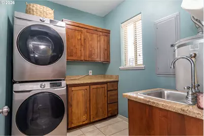 175 Doe Rd, Glide, OR 97443 - Photo 40