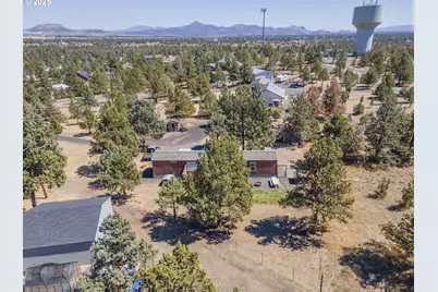 13406 SW Oasis Ct, Terrebonne, OR 97760 - Photo 36