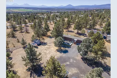 13406 SW Oasis Ct, Terrebonne, OR 97760 - Photo 32