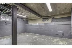 1036 N Ainsworth St, Portland, OR 97217 - Photo 22
