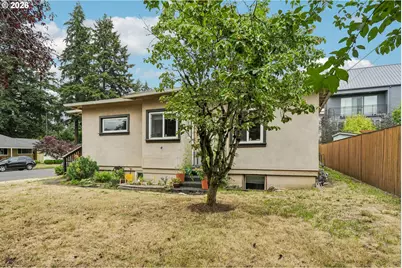 1036 N Ainsworth St, Portland, OR 97217 - Photo 24