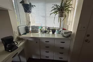 1036 N Ainsworth St, Portland, OR 97217 - Photo 10
