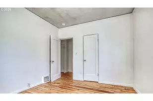 1036 N Ainsworth St, Portland, OR 97217 - Photo 14