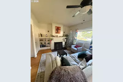 1036 N Ainsworth St, Portland, OR 97217 - Photo 4