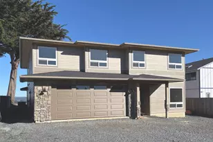 360 2nd St, Bandon, OR 97411 - Photo 1