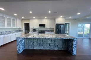 360 2nd St, Bandon, OR 97411 - Photo 26