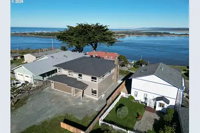 360 2nd St, Bandon, OR 97411 - Photo 4