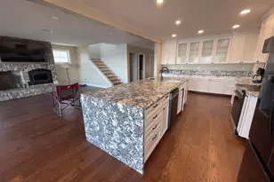 360 2nd St, Bandon, OR 97411 - Photo 12