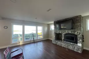 360 2nd St, Bandon, OR 97411 - Photo 14