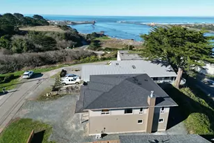 360 2nd St, Bandon, OR 97411 - Photo 4