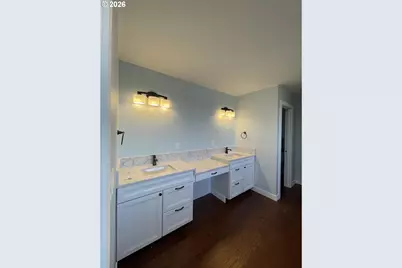 360 2nd St, Bandon, OR 97411 - Photo 16