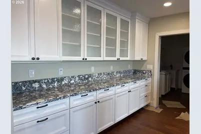 360 2nd St, Bandon, OR 97411 - Photo 10