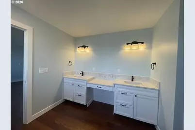 360 2nd St, Bandon, OR 97411 - Photo 22