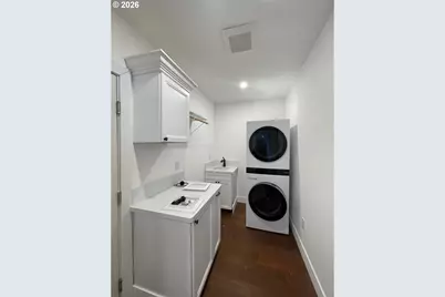 360 2nd St, Bandon, OR 97411 - Photo 26