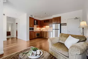 2351 NW Westover Rd, Portland, OR 97210 - Photo 10