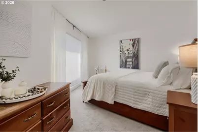 2351 NW Westover Rd #202, Portland, OR 97210 - Photo 18