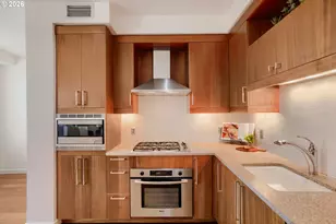 2351 NW Westover Rd, Portland, OR 97210 - Photo 12