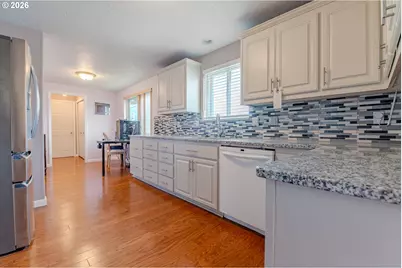 413 Costello Dr, Gaston, OR 97119 - Photo 10