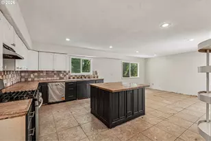 12221 NE Cassady Ct, Vancouver, WA 98685 - Photo 10