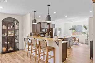 2558 NW White Oak Ave, Albany, OR 97321 - Photo 12