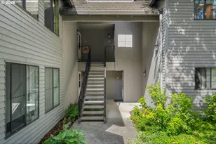 4000 Carman Dr, Lake Oswego, OR 97035 - Photo 2