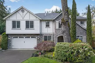 12615 SW 21st Ct, Lake Oswego, OR 97035 - Photo 2